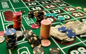 halaman metode pembayaran joiplay menampilkan opsi dompet digital dan transfer bank